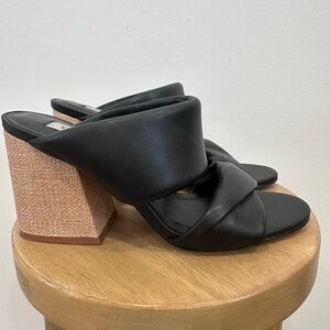 Steve Madden Black and Tan Mules with Chunky Heel - Size 7.5